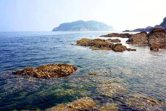 去沙滩旅游会遇到暴晒，第二天身体蜕皮是哪些原因造成的？
